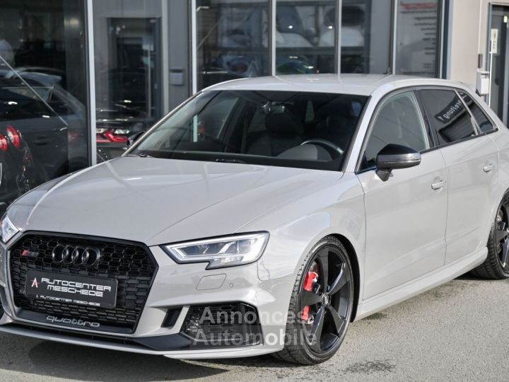 Audi RS3 Sportback 2.5 TFSI Navi Plus - 2