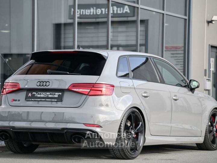 Audi RS3 Sportback 2.5 TFSI Navi Plus - 29