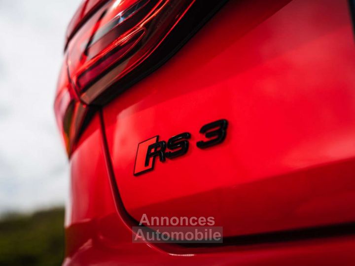 Audi RS3 Sportback Sport Exhaust RS Design Red B&O - 8