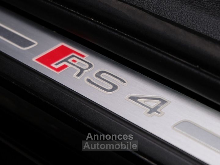 Audi RS4 - 26