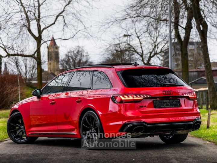 Audi RS4 Avant Quattro - 23