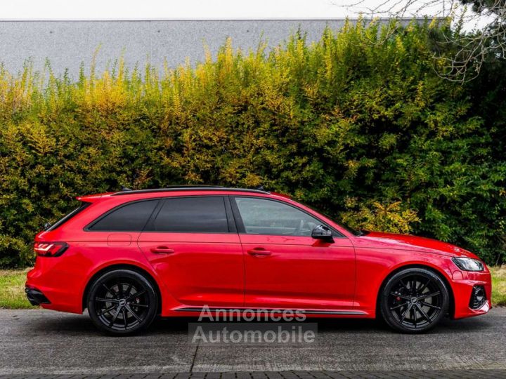 Audi RS4 Avant Quattro - 31