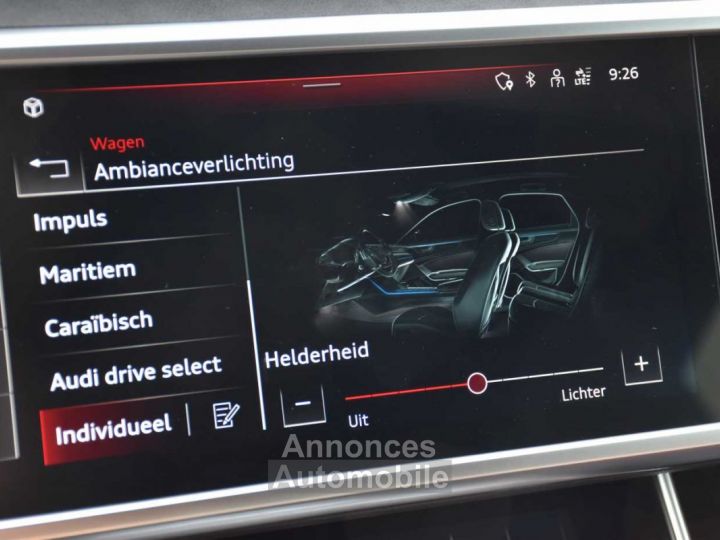 Audi RS6 Performance RS Design Plus 22'Alu B&O Laser LICHTE VRACHT - 24