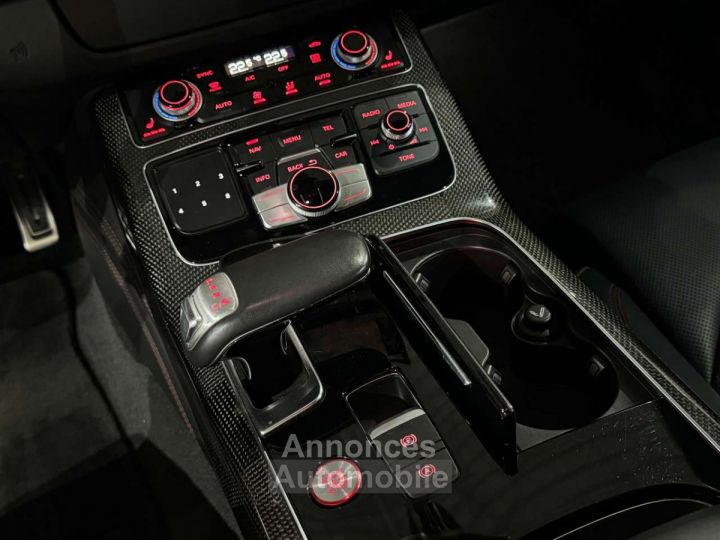 Audi S8 Plus 4.0 V8 TFSI Pack Carbon Ceramic Black Edition - 12