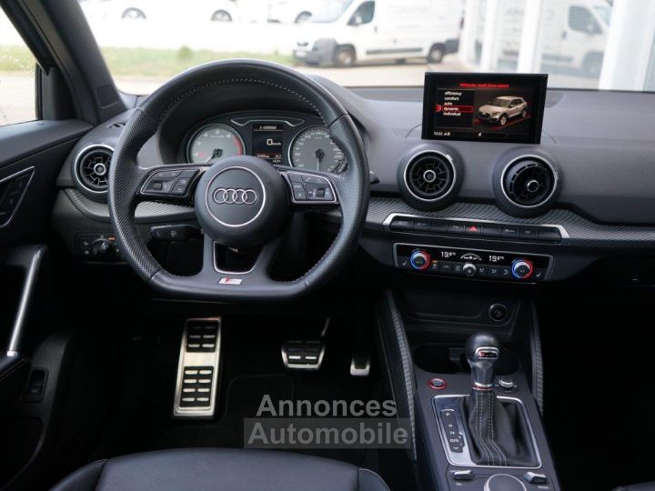 Audi SQ2 BLACK EDITION 300CH - TOIT OUVRANT - 21
