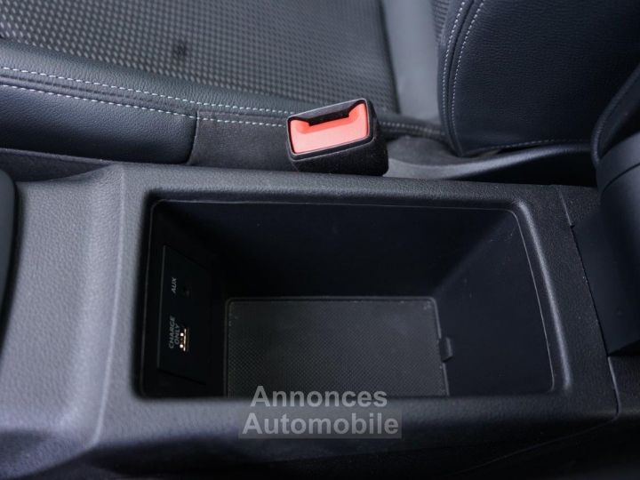 Audi SQ2 BLACK EDITION 300CH - TOIT OUVRANT - 44