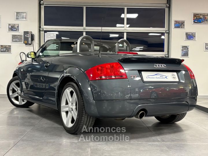 Audi TT (997) 3.6 325 TARGA 4 - 8