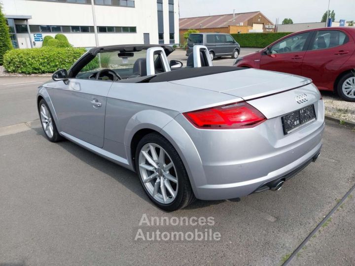 Audi TT Cabriolet 2.0 TDi ultra--ALCANTARA-NAVI-XENON-- - 4