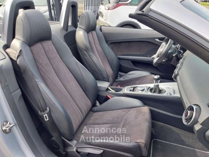 Audi TT Cabriolet 2.0 TDi ultra ALCANTARA-NAVI-XENON - 11