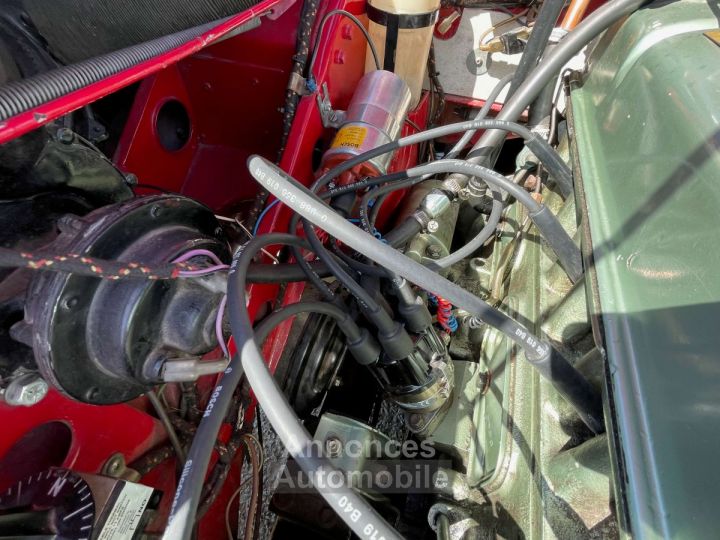 Austin Healey 3000 BJ8 6 cylindres - 70