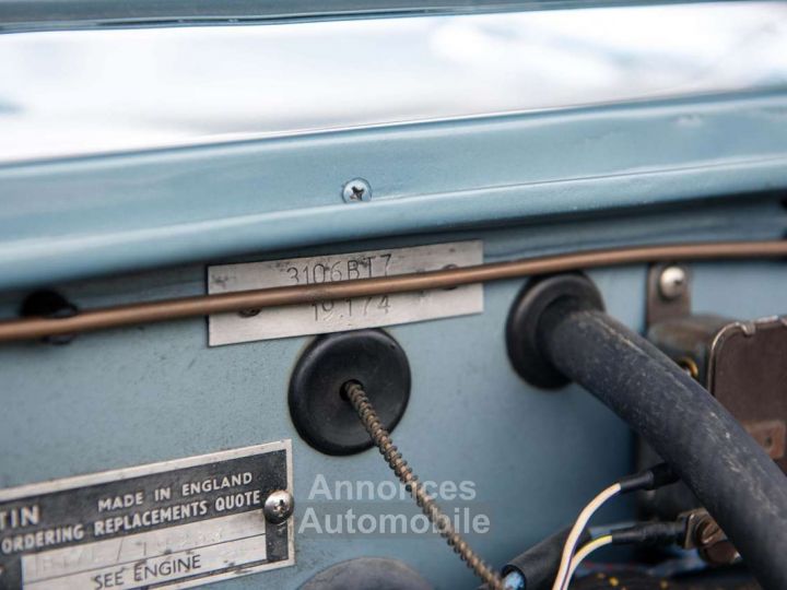 Austin Healey 3000 Mk II | TWO-TONE OVERDRIVE - 13