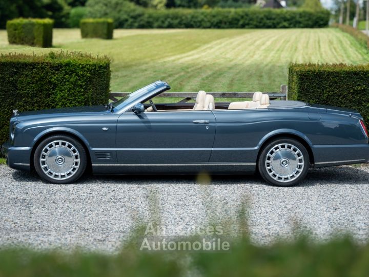 Bentley Azure Low Mileage - 12