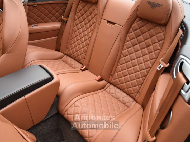 Bentley Continental 4.0 V8 CABRIO MULLINER - 12