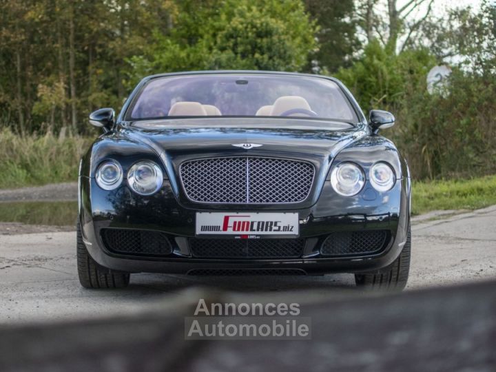 Bentley Continental GTC 6.0 W12 - 10