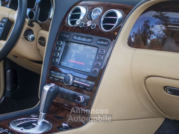 Bentley Continental GTC 6.0 W12 - 30