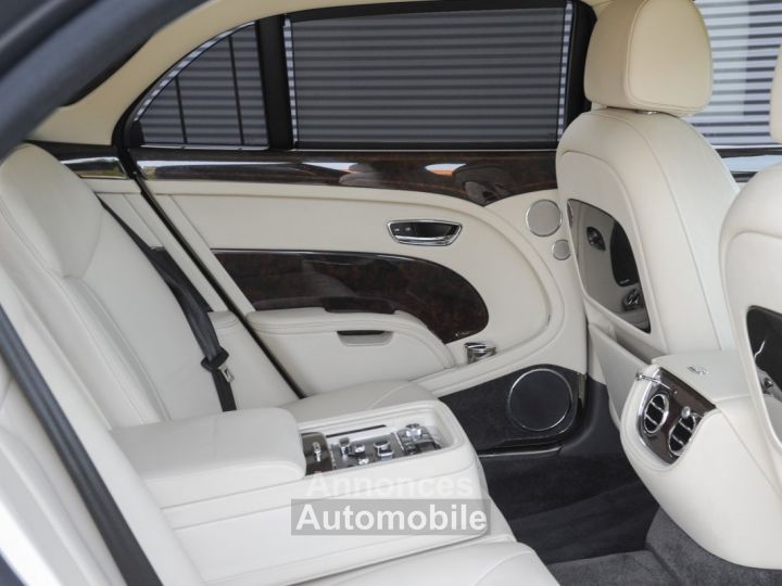 Bentley Mulsanne 6.75 BiTurbo V8 - 25