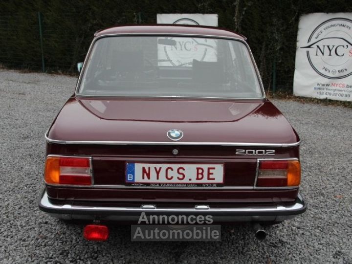 BMW 2002 - 6