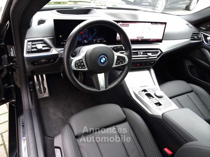 BMW i4 eDrive40 M-PACK,PANO,CARPLAY,360°CAMERA,ALU 19 - 9