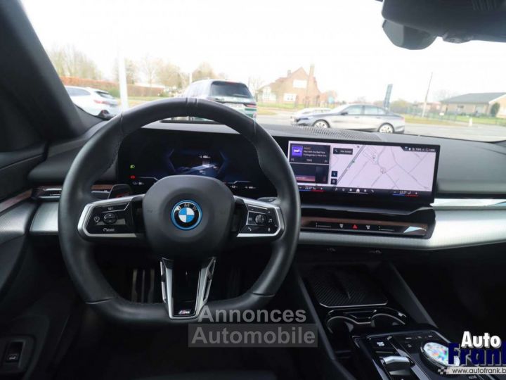 BMW i5 40 M-SPORT PANO 360CAM DRIV+PARK PRO H&K - 29