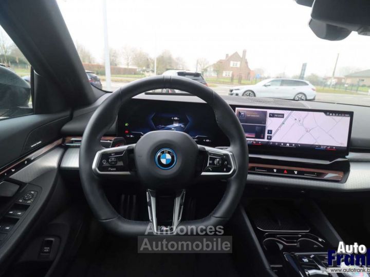 BMW i5 40 M-SPORT PANO 360CAM DRIV+PARK PRO H&K - 28