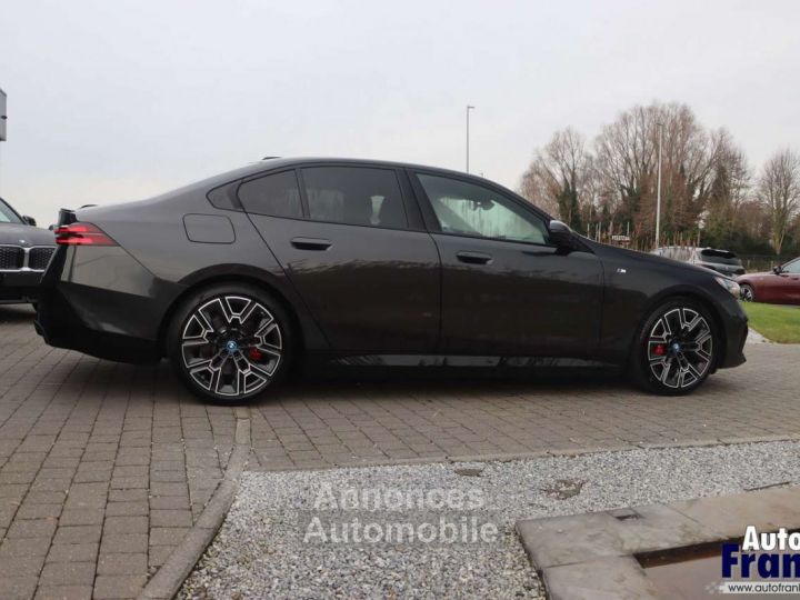 BMW i5 40 M-SPORT PANO 360CAM TREKHK COMFRTZETL - 8