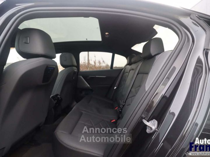 BMW i5 40 M-SPORT PANO 360CAM TREKHK COMFRTZETL - 25