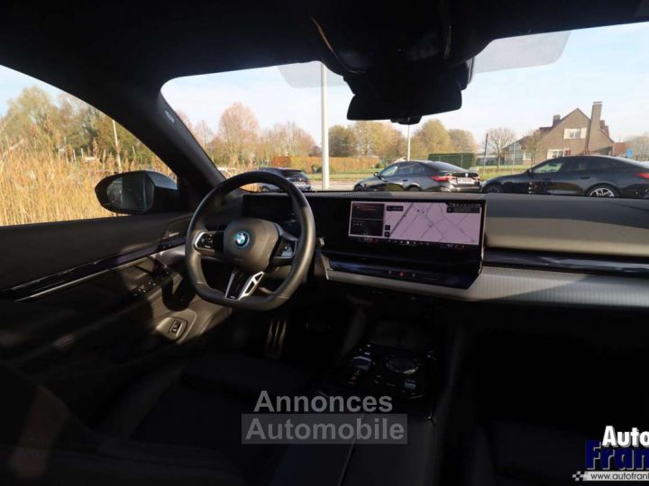 BMW i5 40 M-SPORT TREKHK H&K CAM STUURVRW 19 - 26