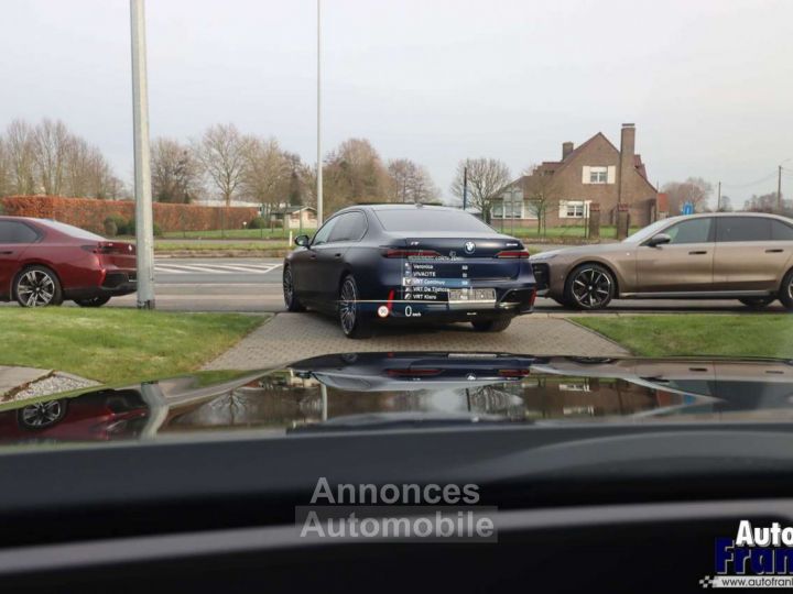 BMW i5 BREAK 40 M-SPORT PANO 360CAM TRKHK H&K - 34