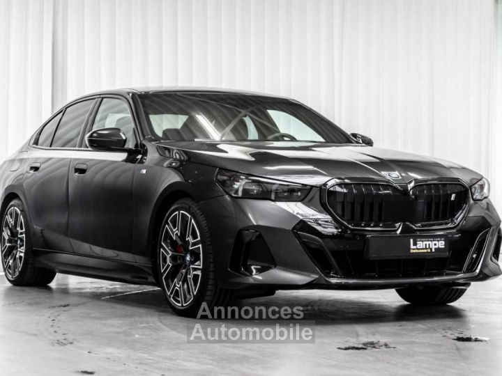 BMW i5 eDrive40 M Sport Pano ACC Trekhaak Shadow Harman - 5