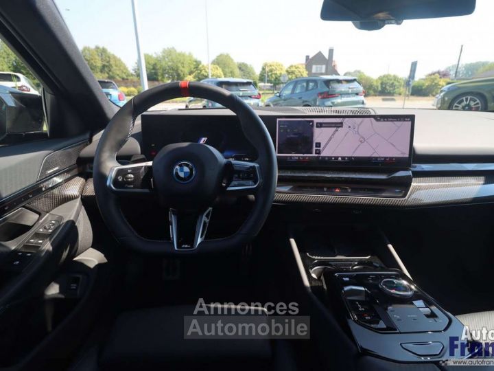 BMW i5 M60 M-SPORT-PRO 360CAM PANO CARBON 21 - 27