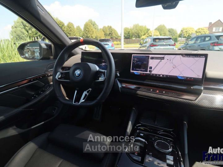 BMW i5 M60 M-SPORT-PRO 360CAM PANO CARBON 21 - 28