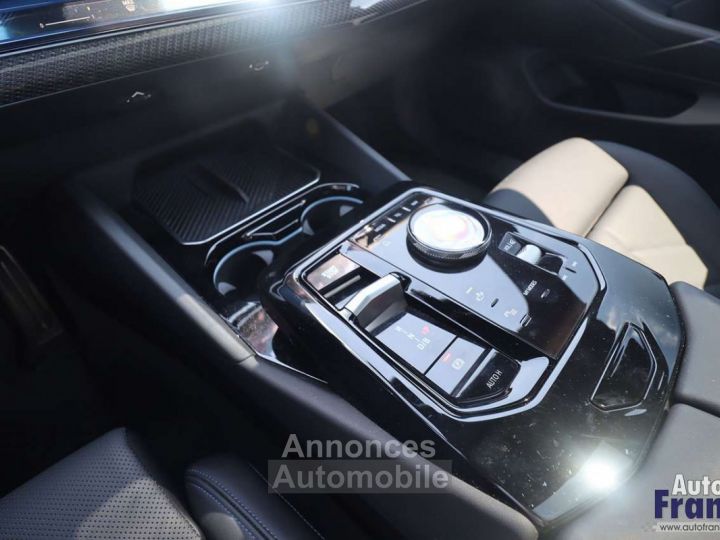 BMW i5 M60 M-SPORT-PRO 360CAM PANO CARBON 21 - 49