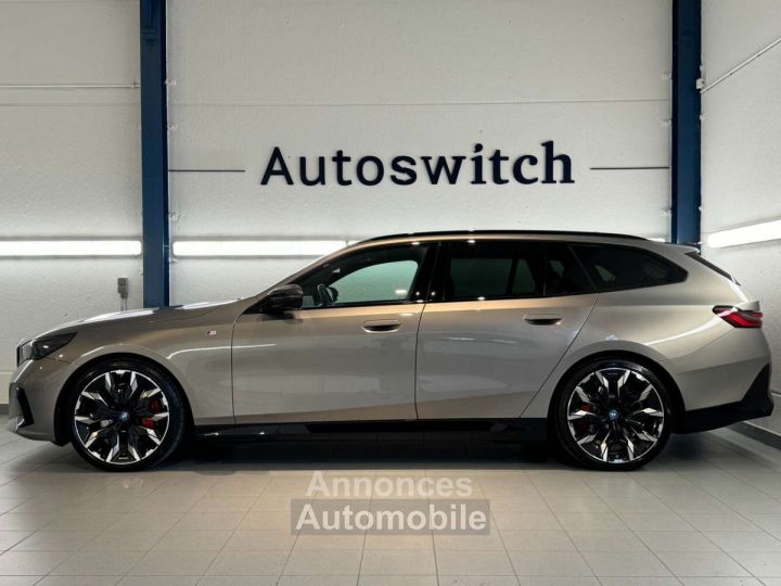 BMW i5 M60 xDrive Touring M Sport Pro-Prof-Comf-Travel - 3