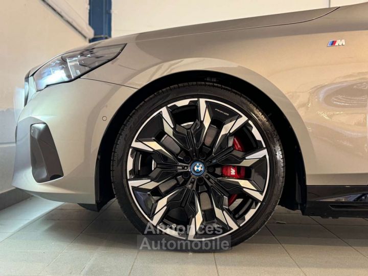 BMW i5 M60 xDrive Touring M Sport Pro-Prof-Comf-Travel - 30