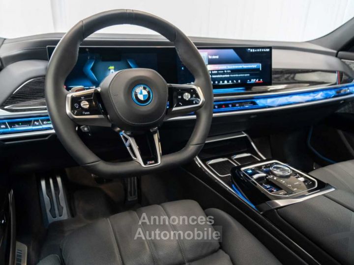 BMW i7 xDrive60 M Sport Executive TV ACC Bowers Crystal - 12