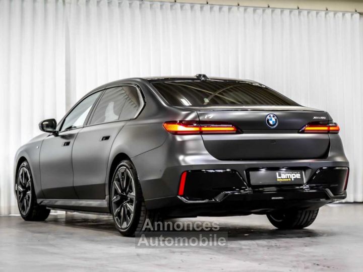 BMW i7 xDrive60 M Sport Massage Bowers SkyLounge ACC HUD - 10