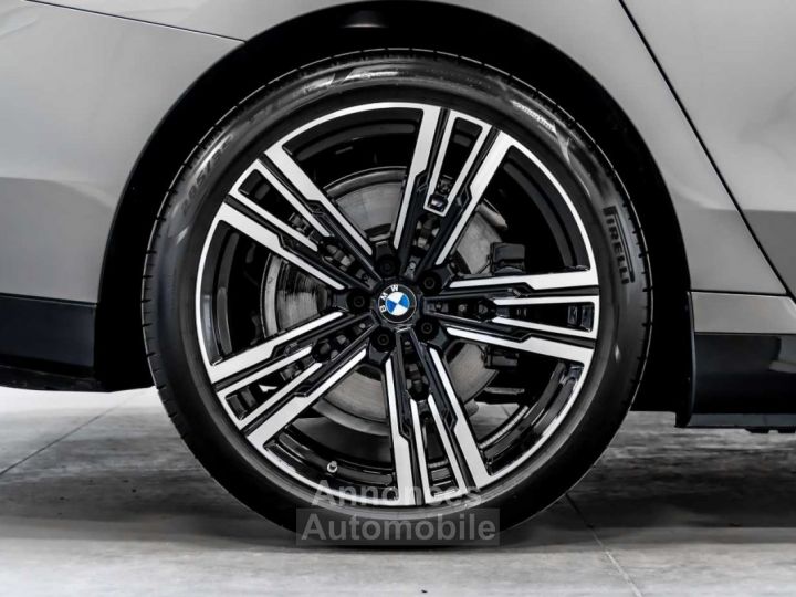 BMW i7 xDrive60 M Sport Pro Massage SkyLounge Bowers ACC - 49