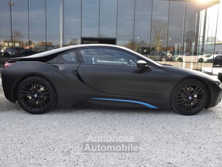 BMW i8 Coupé HUD Harman Kardon LED - 5