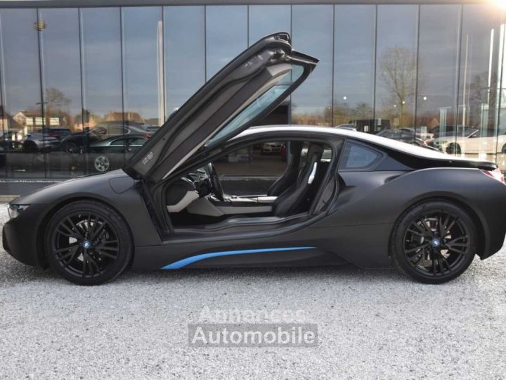 BMW i8 Coupé HUD Harman Kardon LED - 6