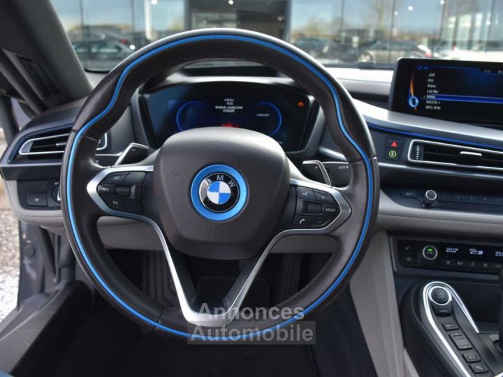 BMW i8 Coupé HUD Harman Kardon LED - 19