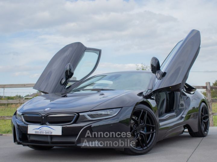 BMW i8 Coupé Plug-in Hybride - HISTORIEK - VLEUGELDEUREN - CAMERA - 360° - SFEERVERLICHTING - 55