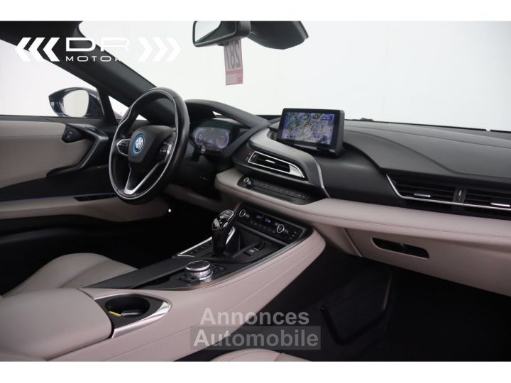 BMW i8 NAVI - DISPLAY KEY COMFORT ACCES 49gr CO2 - 15