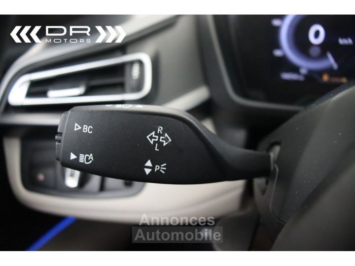 BMW i8 NAVI - DISPLAY KEY COMFORT ACCES 49gr CO2 - 35