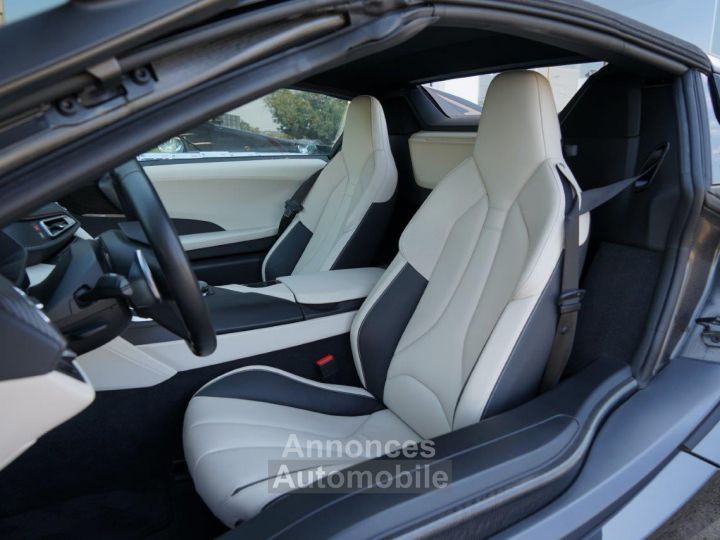 BMW i8 ROADSTER 374 BVA6 - Première Main - Carbone - Harman Kardon - Laser - HUD - Caméra 360° - 17