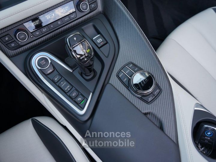 BMW i8 ROADSTER 374 BVA6 - Première Main - Carbone - Harman Kardon - Laser - HUD - Caméra 360° - 28