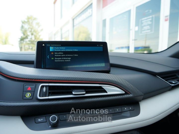 BMW i8 ROADSTER 374 BVA6 - Première Main - Carbone - Harman Kardon - Laser - HUD - Caméra 360° - 48