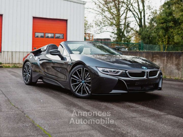 BMW i8 Roadster Vat refundable-Like new - 2