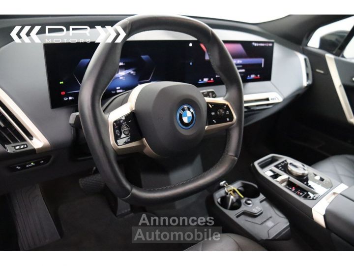 BMW iX 50 xDRIVE50 EDITION 1 12KW/h - NAVI SKY LOUNGE HARMAN KARDON - 38