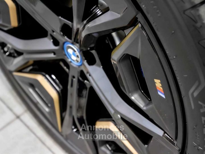 BMW iX xDrive40 Sport Pack Trekh SkyLounge Laser Massage - 41