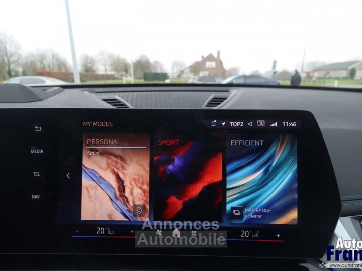 BMW iX1 20 M-SPORT PANO TREKHK 360CAM HUD FULL - 41